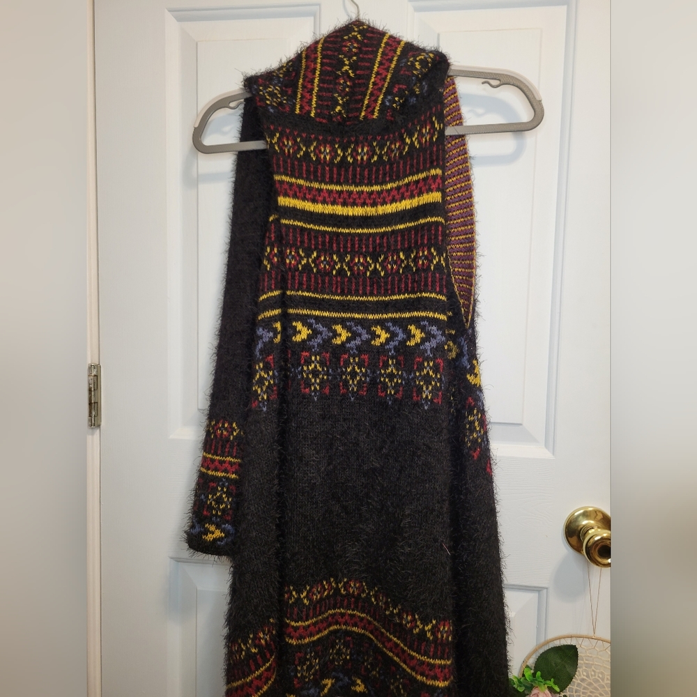 Cardigan - Picture 2 of 2